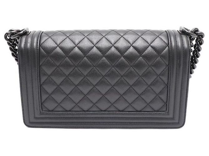 Chanel Borsa Caviar Boy Medium Nera Catena Argentata Borsa a Spalla a Tracolla Nero - vista 3