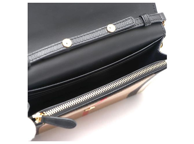 Burberry Borsa a Spalla con Catena Hampshire e Borsa a Tracolla Nero - vista 17