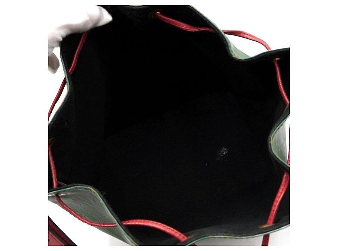 Noe Louis Vuitton Borsa a tracolla Noé Bi-Color Petite Verde - vista 5