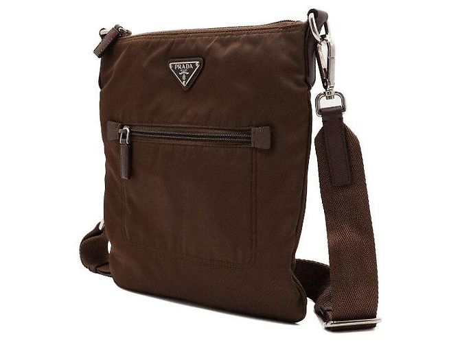 Prada Borsa a tracolla e a spalla unisex in nylon Tessuto marrone con logo triangle e una tasca - vista 2