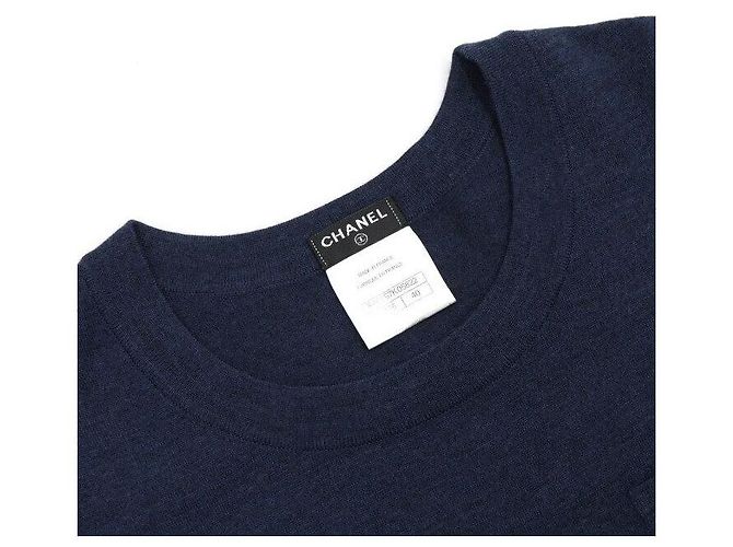 Chanel Abito in lana blu navy a girocollo e maniche corte con patch logo - vista 5