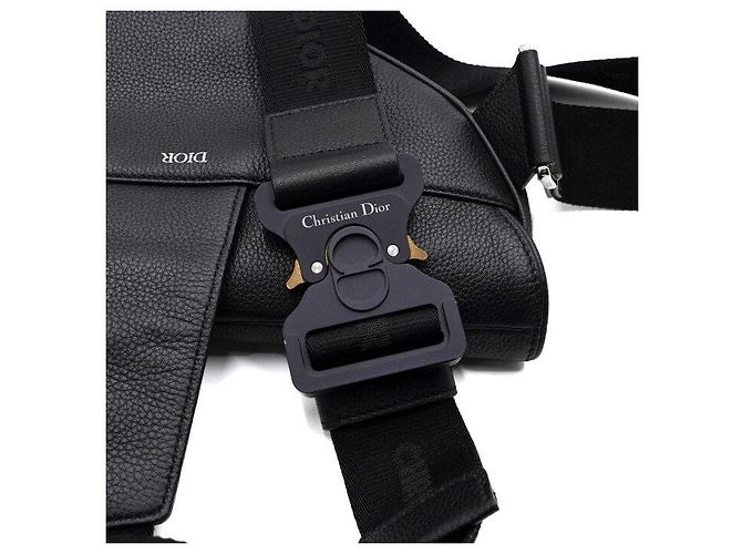 Saddle Dior Borsa a tracolla e borsa a spalla da uomo in pelle di vitello granulata nera Nero - vista 10