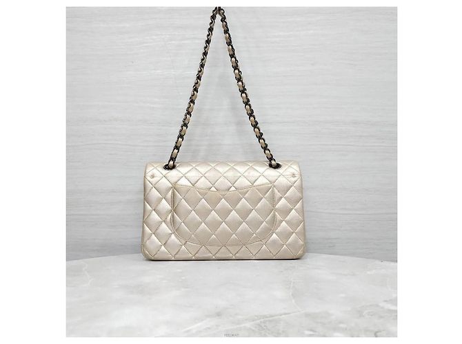 Chanel Classic Medium Flap Bag Metallic Gold Series Golden - view 3