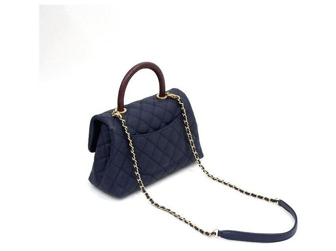 Chanel Pequena bolsa de aba Navy Caviar Coco Handle em lagarto com alça de mão e alça de ombro com corrente dourada Azul - vista 12