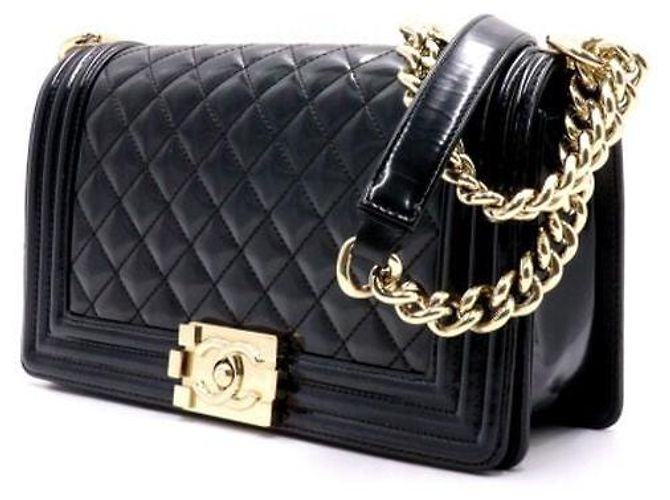 Chanel Borsa a tracolla Boy Medium in pelle caviar nera lucida con finiture champagne gold Nero - vista 2