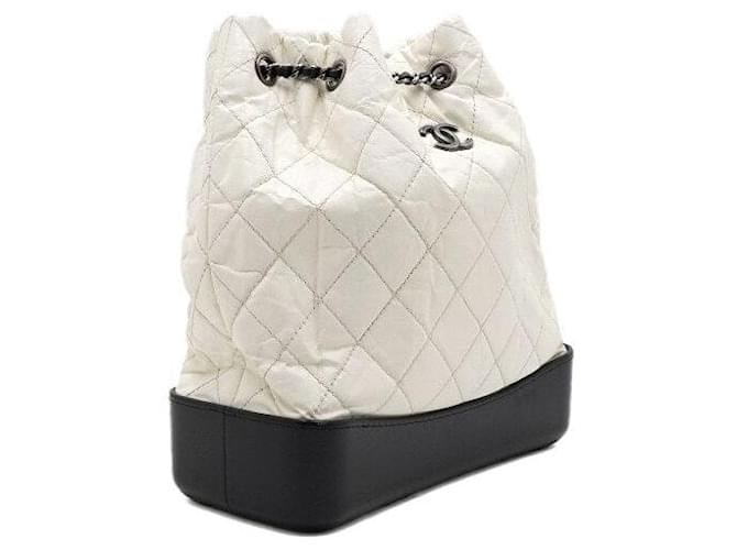 Chanel Gabrielle Rucksack Medium Weiß - Ansicht 3