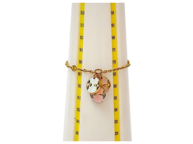 Louis Vuitton Bracciale Monogram Miss LV Gold D'oro - vista 5