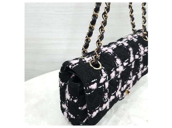 Chanel Borsa Classic Medium Flap in Tweed Rosa - vista 4