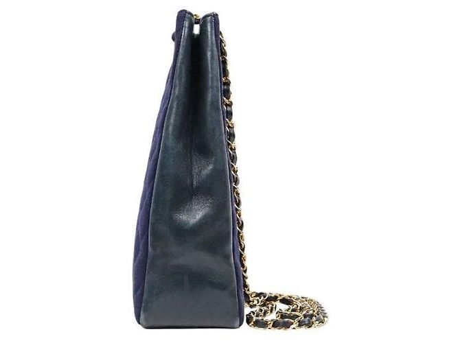 Chanel Borsa a tracolla trapuntata in tessuto blu navy con catena CC - vista 2