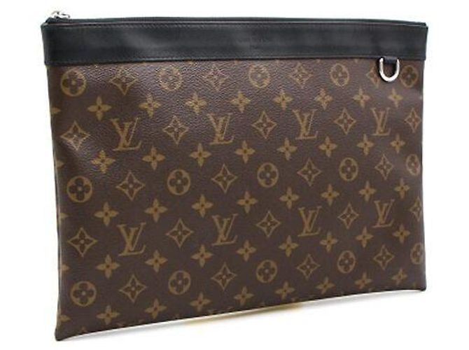 Louis Vuitton Pochette Monogram Discovery GM Borsa Clutch Nero - vista 2