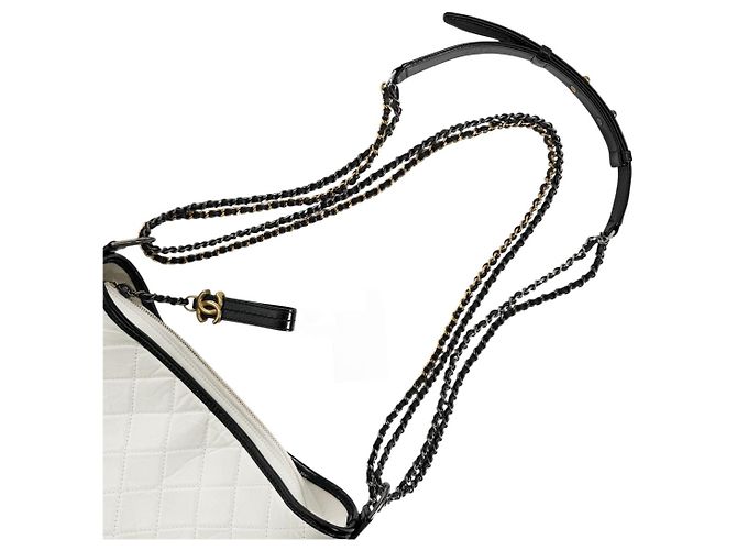 Chanel Borsa Gabrielle Hobo Borsa a Spalla Grande Bianco Nero - vista 12