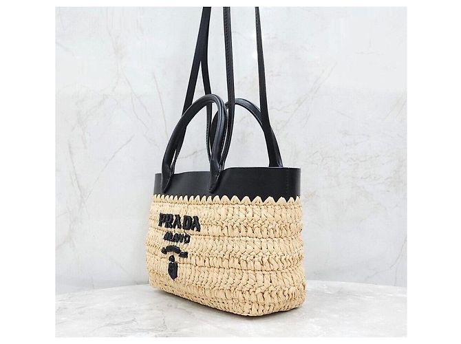 Prada Nuova Mini Tote Bag in Pelle Crochet Multicolore - vista 2