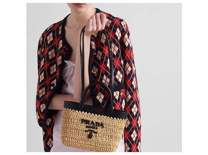 Prada Nuova Mini Tote Bag in Pelle Crochet Multicolore - vista 8