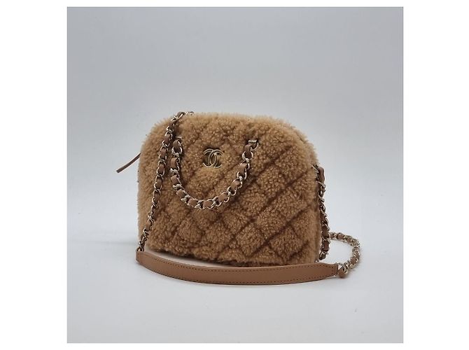 Chanel Steppender Shearling-Tote-Bag mit Kette Braun - Ansicht 6