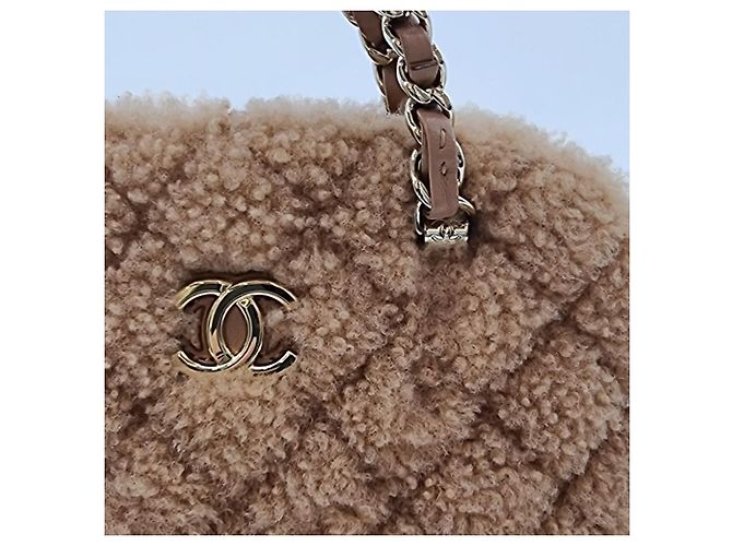 Chanel Steppender Shearling-Tote-Bag mit Kette Braun - Ansicht 7