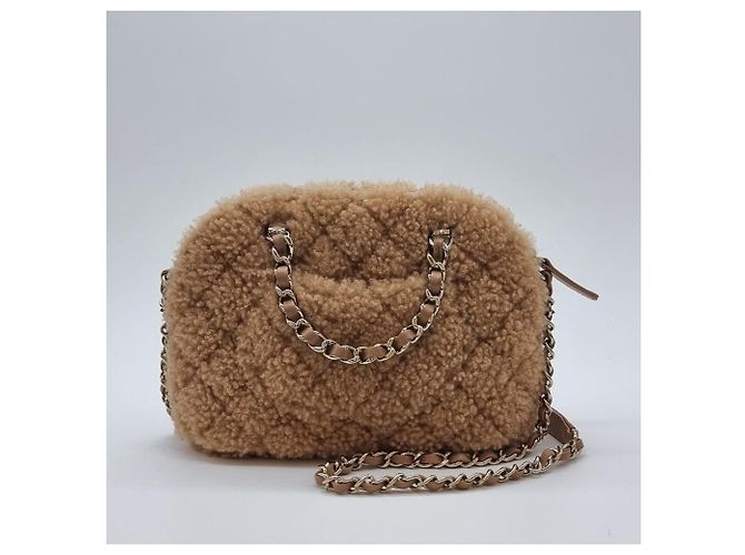 Chanel Steppender Shearling-Tote-Bag mit Kette Braun - Ansicht 9
