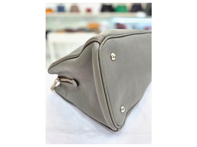 Miu Miu Borsa Tote e Borsa a Tracolla in Pelle Vitello con Logo Marrone - vista 17