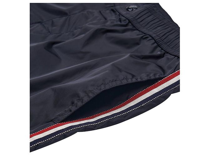 Moncler Pantaloncini da bagno con patch logo da uomo Nero - vista 7