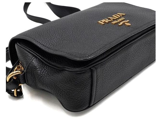 Prada Borsa a tracolla in pelle nera con patta e logo dorato Nero - vista 9