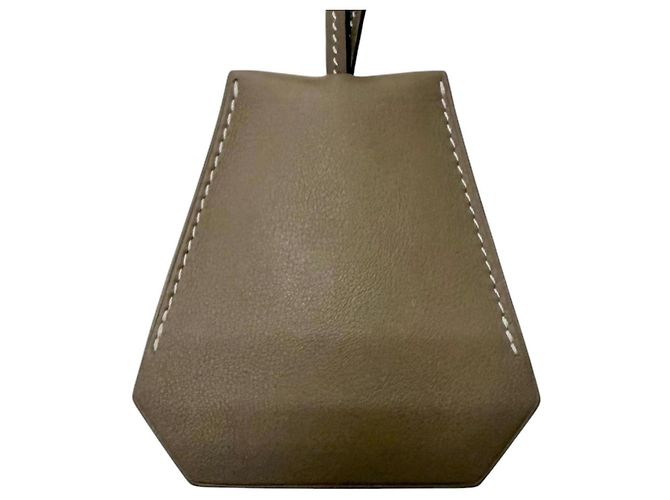 Hermès Collar Clochette de cuero grande Hermes Gris pardo - vista 3