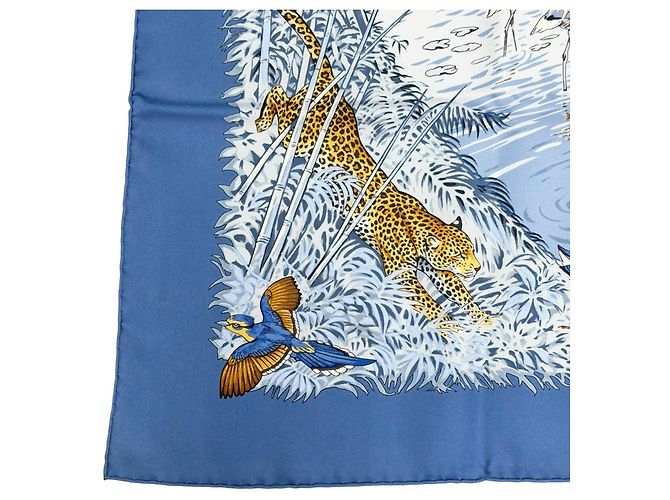 Hermès Hermes La Trêve de L'Eau Seidentuch Blau Mehrfarben - Ansicht 5