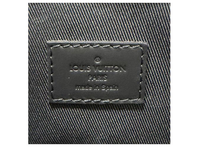 Borsa Tote in pelle Louis Vuitton Aerogram Nero - vista 12