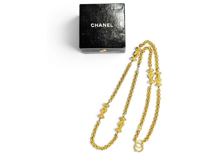 Collana a catena lunga Chanel Vintage GP Coco Mark D'oro - vista 2