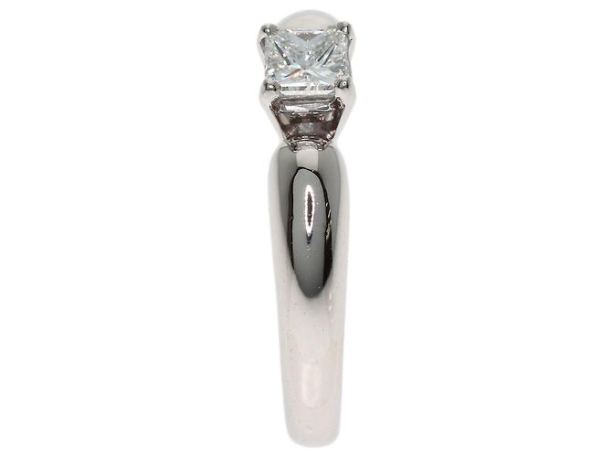 Van Cleef & Arpels Platinring mit quadratischem Princess-Schliff Diamanten - Ansicht 3