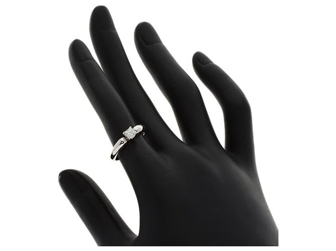 Van Cleef & Arpels Platinring mit quadratischem Princess-Schliff Diamanten - Ansicht 7