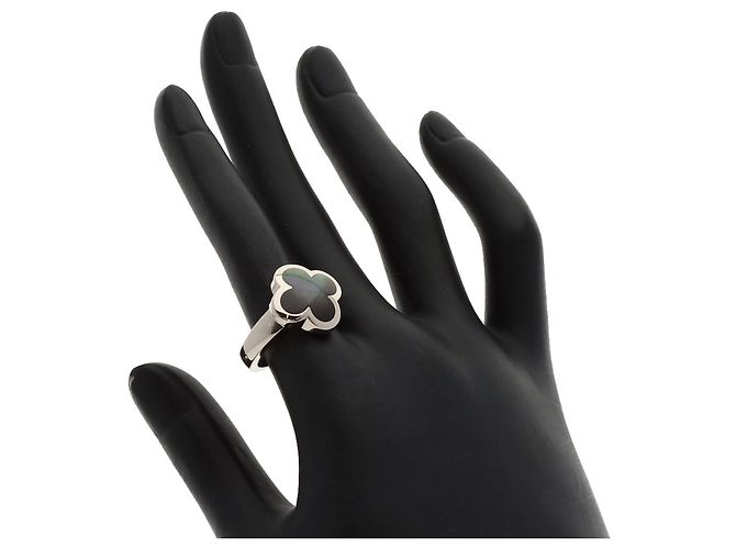Van Cleef & Arpels Pure Alhambra Ring aus Perlmutt - Ansicht 6