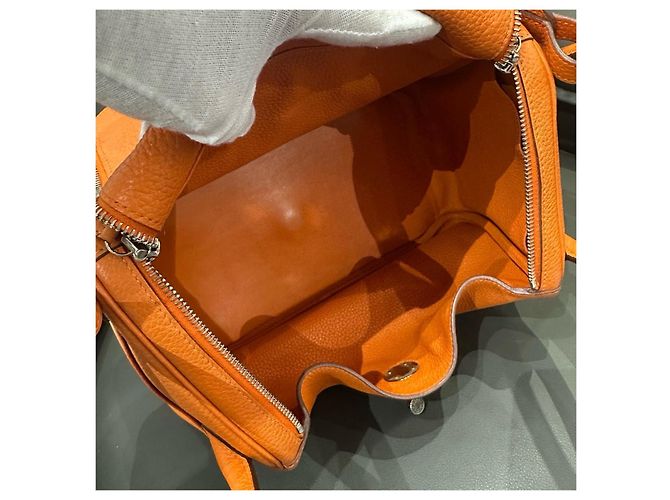 Borsa Hermès Lindy 30 in pelle Taurillon Clemence Arancione - vista 7