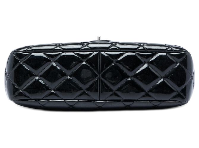Chanel Black Small Quilted Patent Coco Shine Flap Preto - vista 3