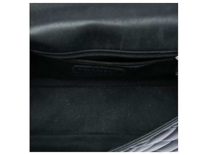 Chanel Black Small Quilted Patent Coco Shine Flap Preto - vista 4