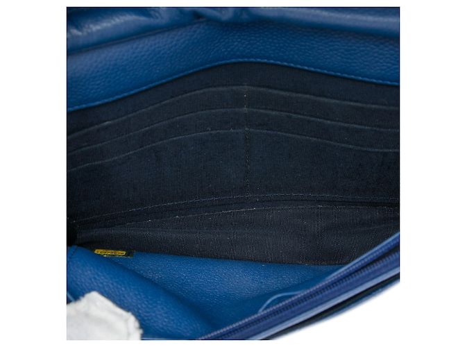 Chanel Blue CC gestepptes Caviar Wallet on Chain Blau - Ansicht 4