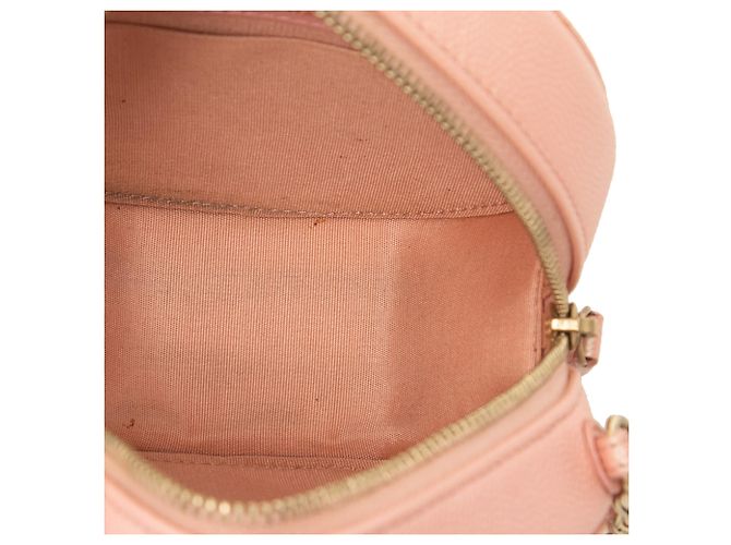 Chanel Pink CC gesteppte iridisierende Caviar Rund-Clutch mit Kette - Ansicht 4