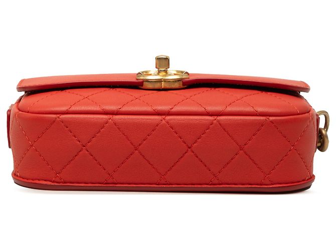 Chanel Rot gestepptes Kalbsleder mit Multi-Pouching-Klappe - Ansicht 3