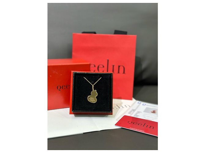 Autre Marque Qeelin Collana con Pendente Wulu Oro Giallo 18k Corniola e Diamanti Rosso D'oro - vista 2