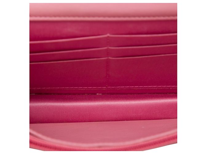Wallet On Chain Portafoglio con catena Chanel in agnello goffrato CC rosa con camelia - vista 4