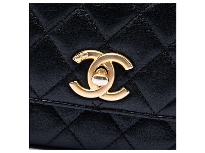Chanel Black Medium Quilted Lambskin Private Affair Camellia Flap Nero - vista 5