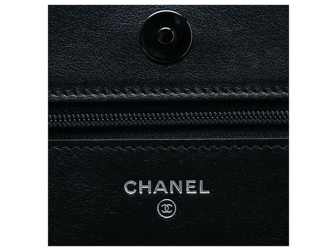 Portafoglio con Catena Chanel Black Quilted Aged Calfskin So Black Gabrielle Nero - vista 5