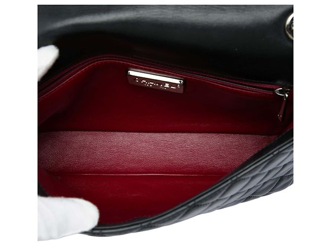 Chanel Black Medium Quilted Lambskin Westminster Pearl Flap Nero - vista 4
