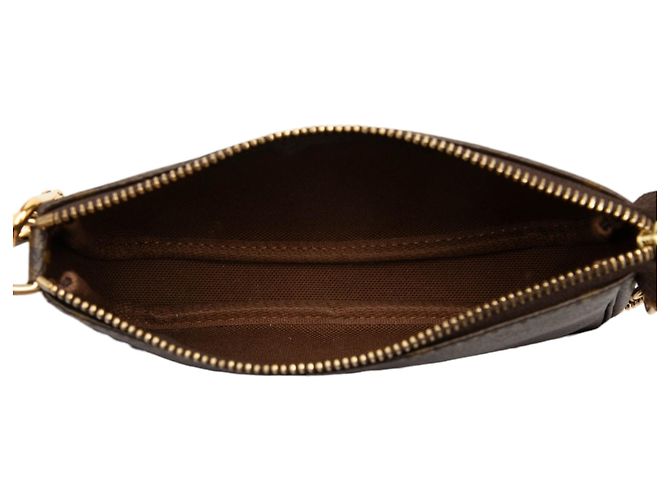 Louis Vuitton Marrone Monogram Mini Pochette Accessoires - vista 4