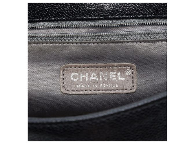 Chanel Black Caviar Pocket In The City Single Flap Nero - vista 5