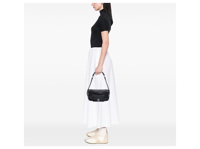 Chanel Black Caviar Pocket In The City Single Flap Nero - vista 6
