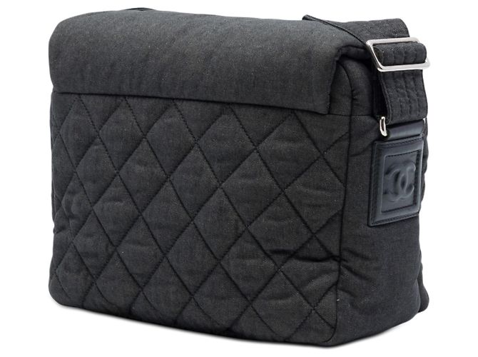 Borsa a tracolla Chanel Black Small Quilted Denim Coco Cocoon Nero - vista 2