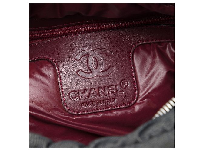 Borsa a tracolla Chanel Black Small Quilted Denim Coco Cocoon Nero - vista 4