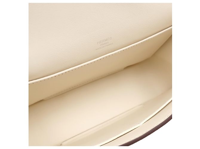 Hermès Geta in chevre Mysore bianco Crudo - vista 4