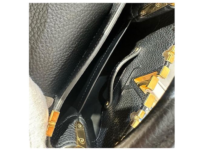 Borsa Louis Vuitton Capucines Mini Nero - vista 7
