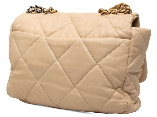 Chanel Beige Maxi Lambskin 19 Flap - vista 2