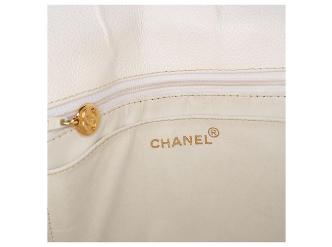 Borsa a tracolla Chanel White CC Quilted Caviar Bianco - vista 5